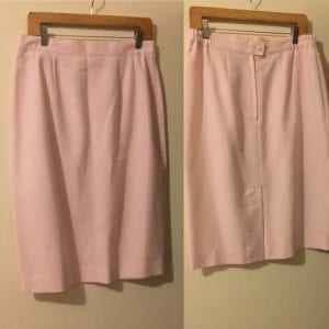 Used women pink linen skirt excellent condition